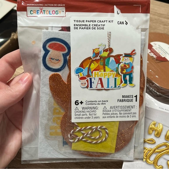 Fall Thanksgiving Bundle NEW balloons, activity kit, foam acorns - Picture 2 of 4